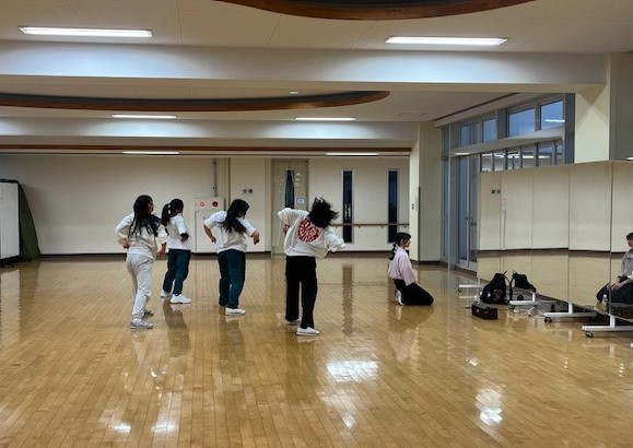 ② (004)